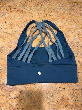 lululemon athletica Teal Strappy Back Sports Bra